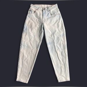 VINTAGE 90’s 560 Red Tab Levi’s Jeans Made in USA size 28x30